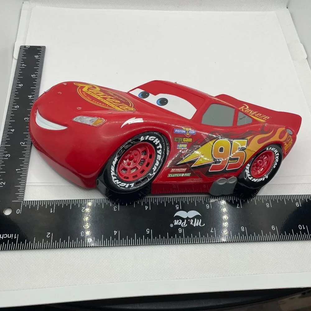 Disney Cars Lightning McQueen Gas Out Electronic‎ Card Game